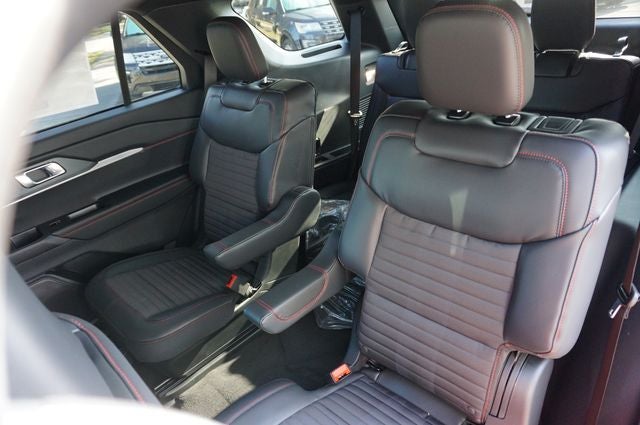 2026 Ford Explorer 4DR RWD ST-LINE