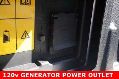 2025 Ford F-150 Lightning Flash AWD