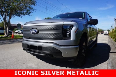 2025 Ford F-150 Lightning Flash AWD