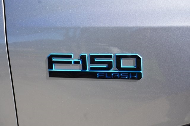 2025 Ford F-150 Lightning Flash AWD