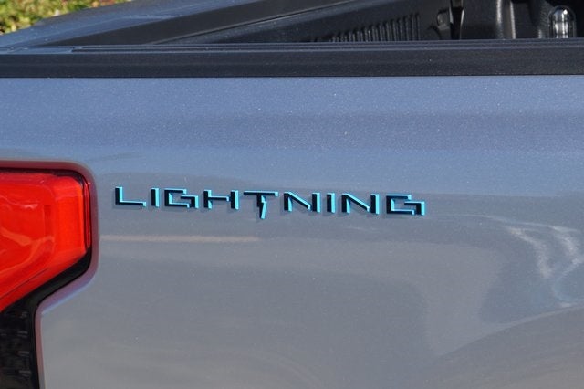 2025 Ford F-150 Lightning Flash AWD