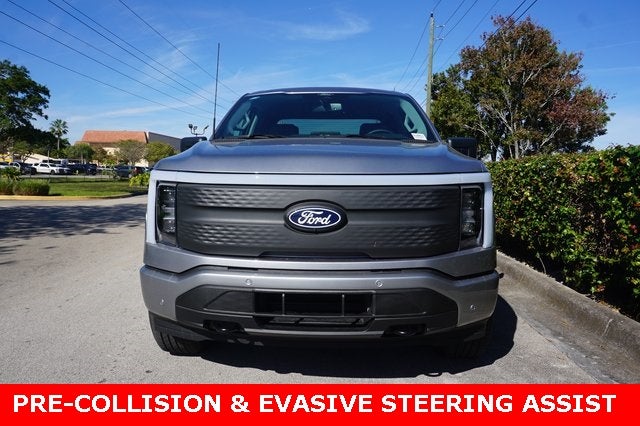2025 Ford F-150 Lightning Flash AWD