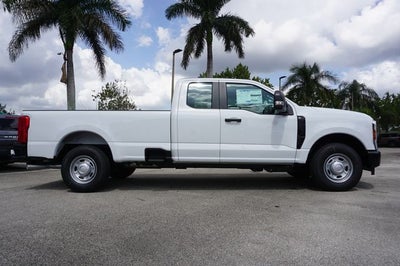 2027 Ford F-250SD XL Super Cab 7.3L