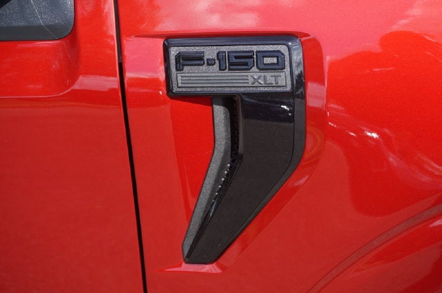 2026 Ford F-150 XLT 5.0L 4WD