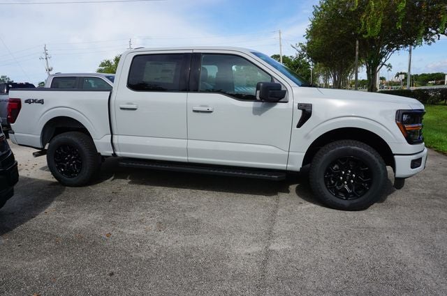 2026 Ford F-150 XLT 5.0L 4WD