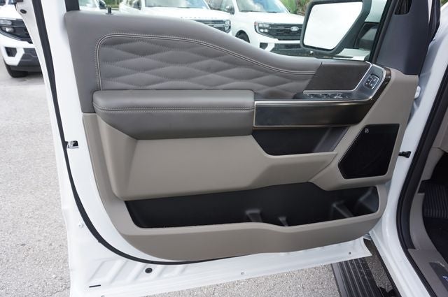 2026 Ford F-150 Platinum PowerBoost Hybrid 4WD