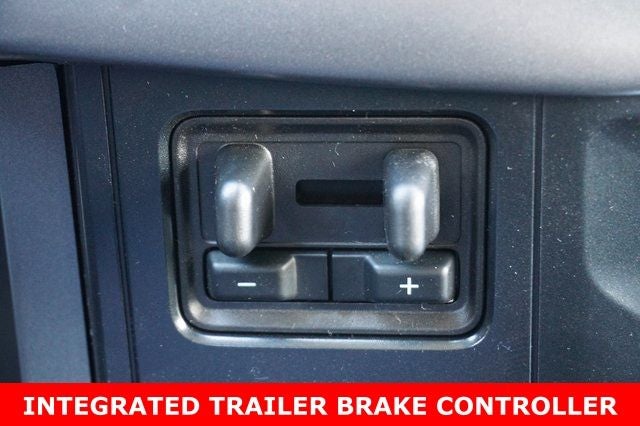 2025 Ford F-150 Lightning XLT AWD