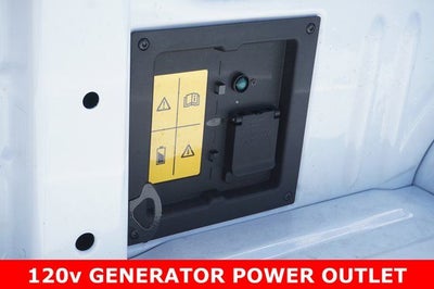 2025 Ford F-150 Lightning XLT AWD