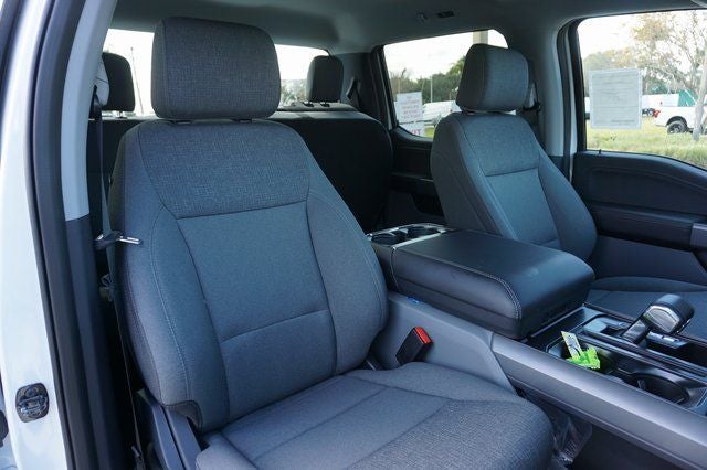 2025 Ford F-150 Lightning XLT AWD