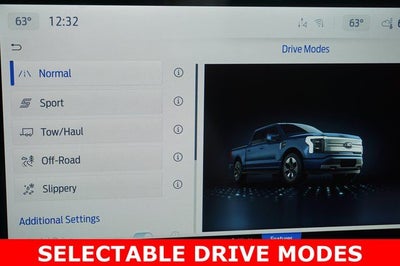 2025 Ford F-150 Lightning XLT AWD