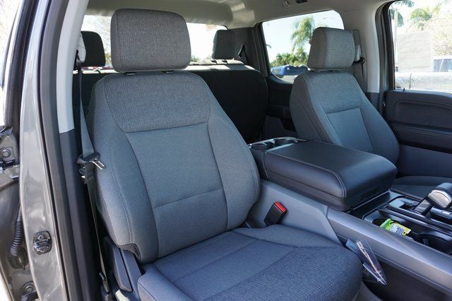 2025 Ford F-150 Lightning XLT AWD