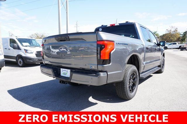 2025 Ford F-150 Lightning XLT AWD