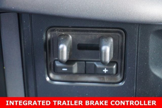 2025 Ford F-150 Lightning XLT AWD