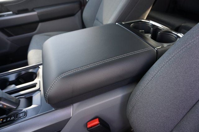 2025 Ford F-150 Lightning XLT AWD