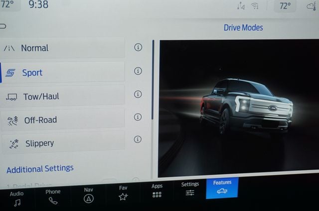 2025 Ford F-150 Lightning XLT
