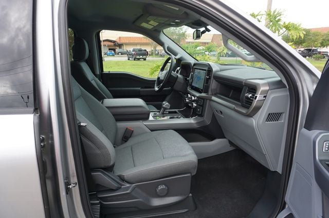 2025 Ford F-150 Lightning XLT