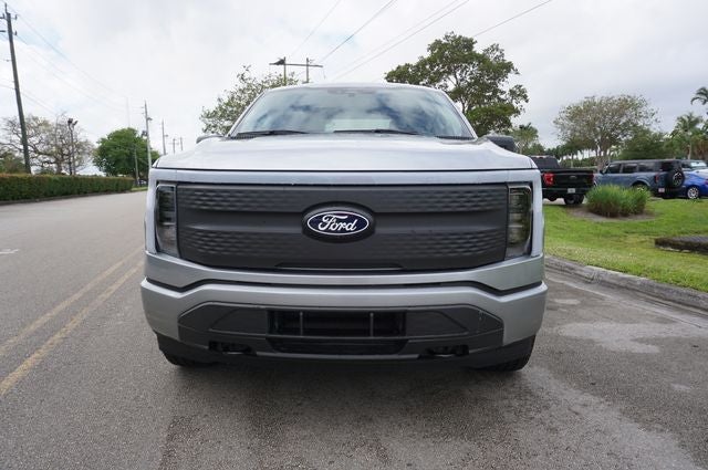 2025 Ford F-150 Lightning XLT