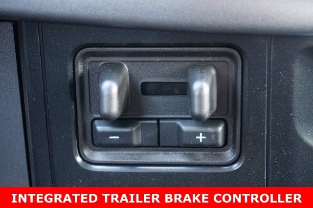 2025 Ford F-150 Lightning XLT AWD