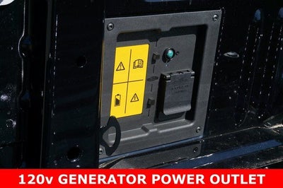 2025 Ford F-150 Lightning XLT AWD