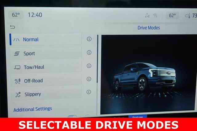 2025 Ford F-150 Lightning XLT AWD