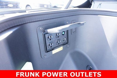 2025 Ford F-150 Lightning XLT AWD