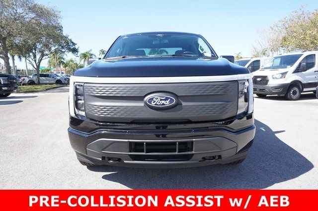 2025 Ford F-150 Lightning XLT AWD