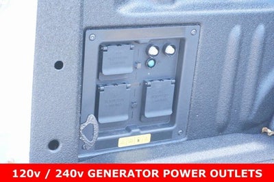 2025 Ford F-150 Lightning XLT AWD