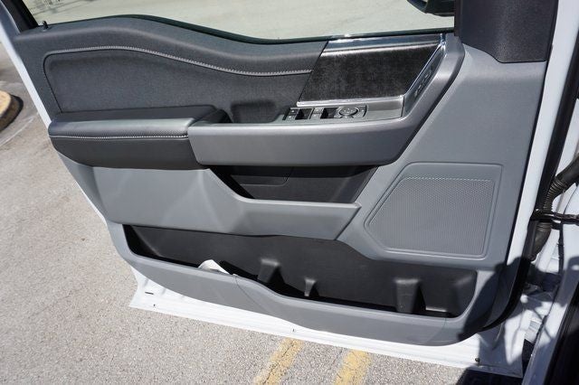 2025 Ford F-150 Lightning XLT AWD