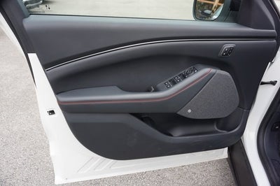 2025 Ford Mustang Mach-E Premium AWD