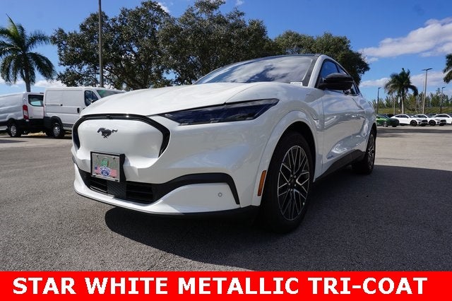2025 Ford Mustang Mach-E Premium AWD