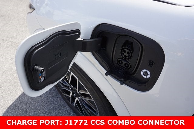 2025 Ford Mustang Mach-E Premium AWD