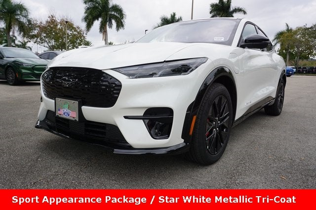 2025 Ford Mustang Mach-E Premium AWD