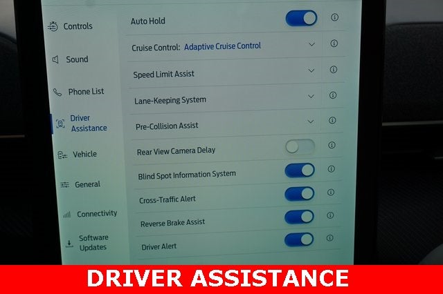 2025 Ford Mustang Mach-E Premium AWD