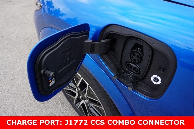 2025 Ford Mustang Mach-E Premium AWD