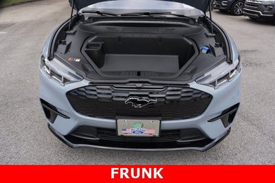 2025 Ford Mustang Mach-E Premium AWD