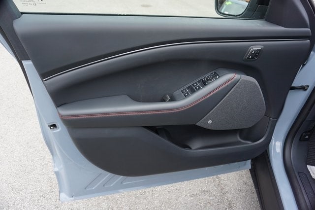 2025 Ford Mustang Mach-E Premium AWD