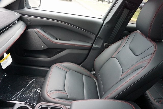 2025 Ford Mustang Mach-E Premium AWD