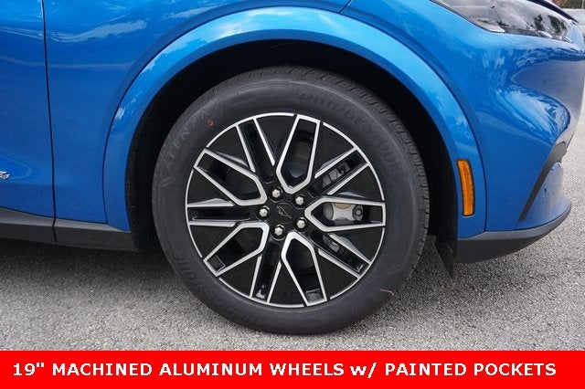 2025 Ford Mustang Mach-E Premium AWD