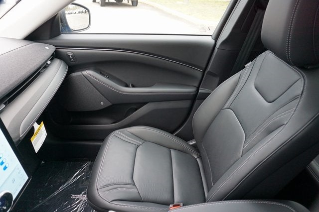 2025 Ford Mustang Mach-E Premium AWD