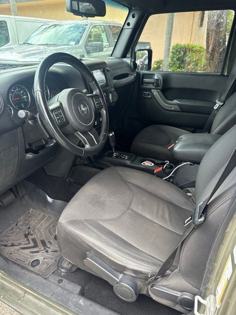 2016 Jeep Wrangler Unlimited Base