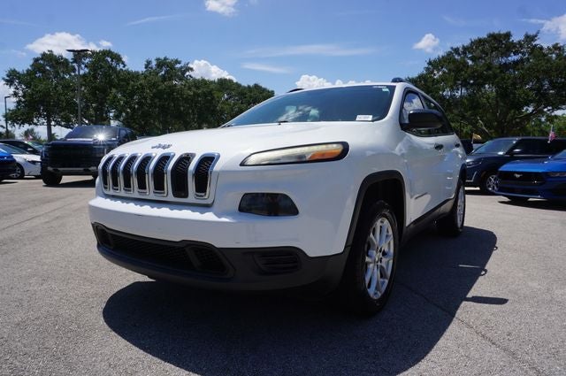 2016 Jeep Cherokee Sport