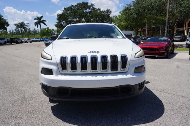 2016 Jeep Cherokee Sport