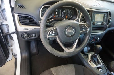 2016 Jeep Cherokee Sport