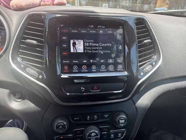 2019 Jeep Cherokee Base