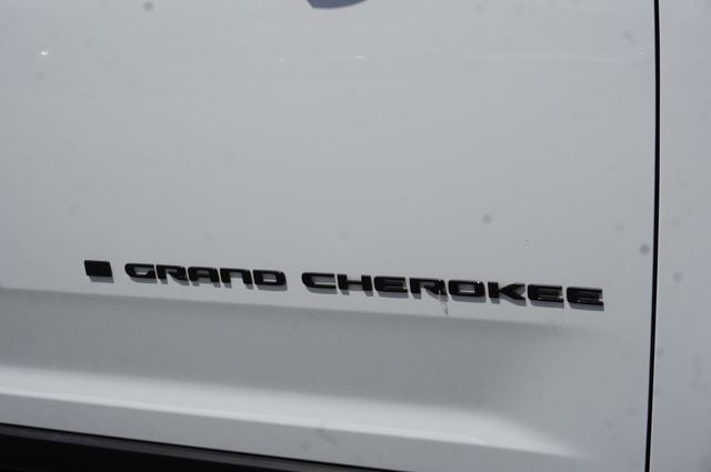 2022 Jeep Grand Cherokee L Laredo