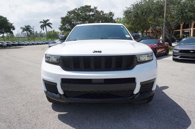 2022 Jeep Grand Cherokee L Laredo