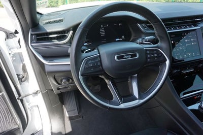 2022 Jeep Grand Cherokee L Laredo
