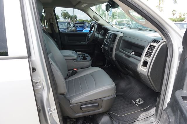 2018 RAM 1500 ST