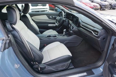 2025 Ford Mustang Base