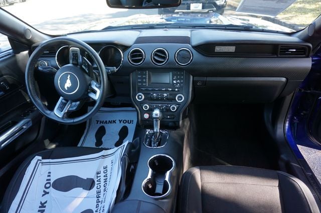 2016 Ford Mustang V6